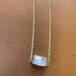 Kendra Scott Ever Necklace with cats eye grey Stone 14K gold plated